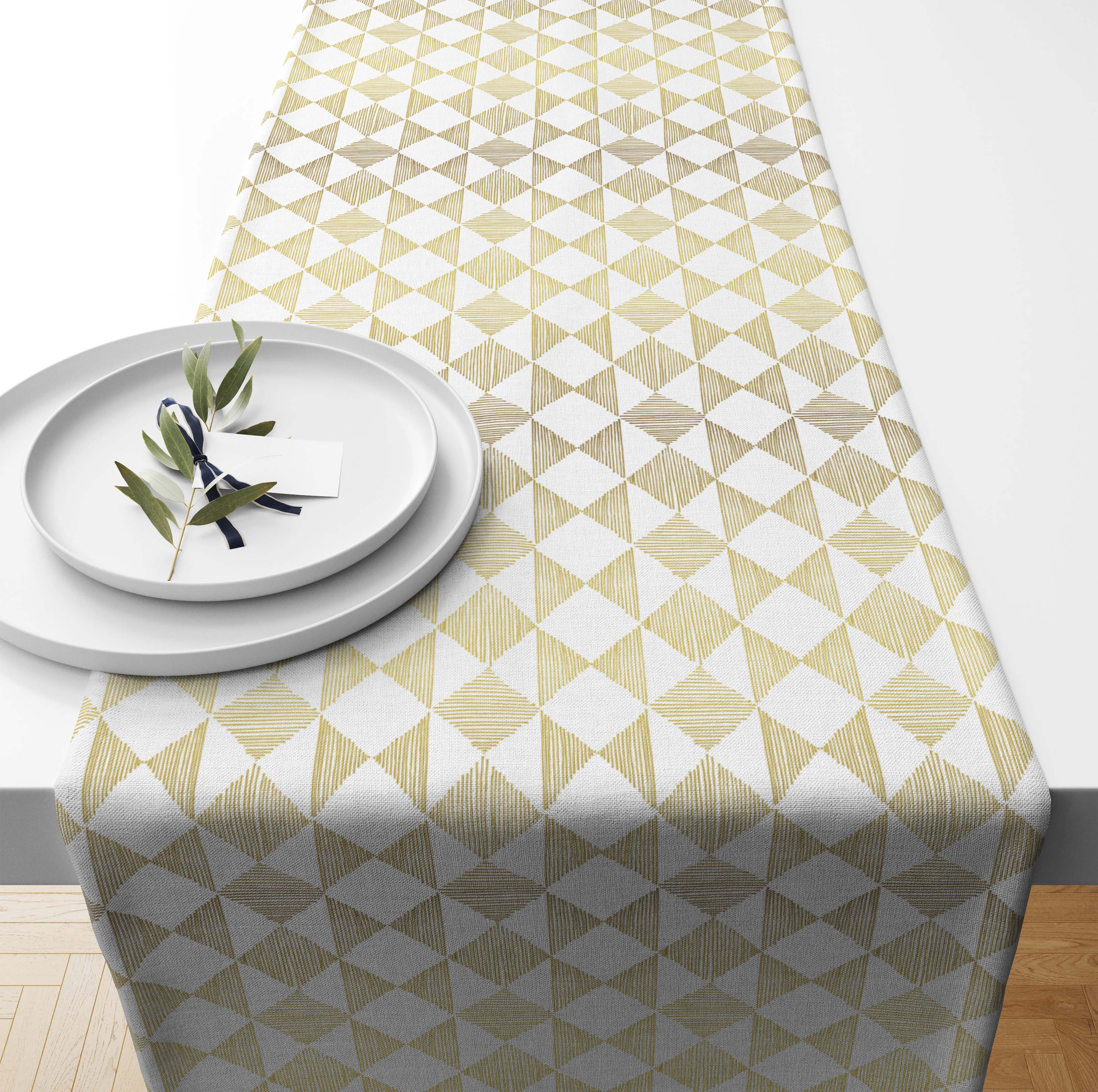 http://patternsworld.pl/images/Table_runner/View_1/12321.jpg
