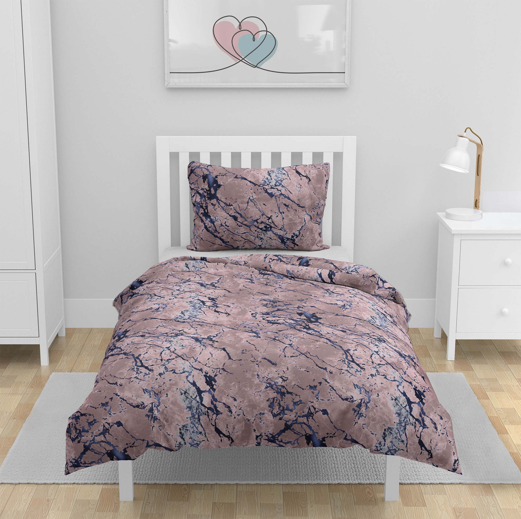 http://patternsworld.pl/images/Child_bedsheets/Front/rescale/12759.jpg