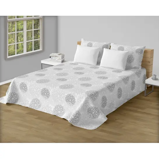 http://patternsworld.pl/images/Bedcover/View_1/12733.jpg