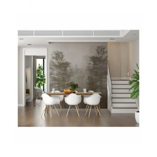 Smukłe Drzewa We Mgle